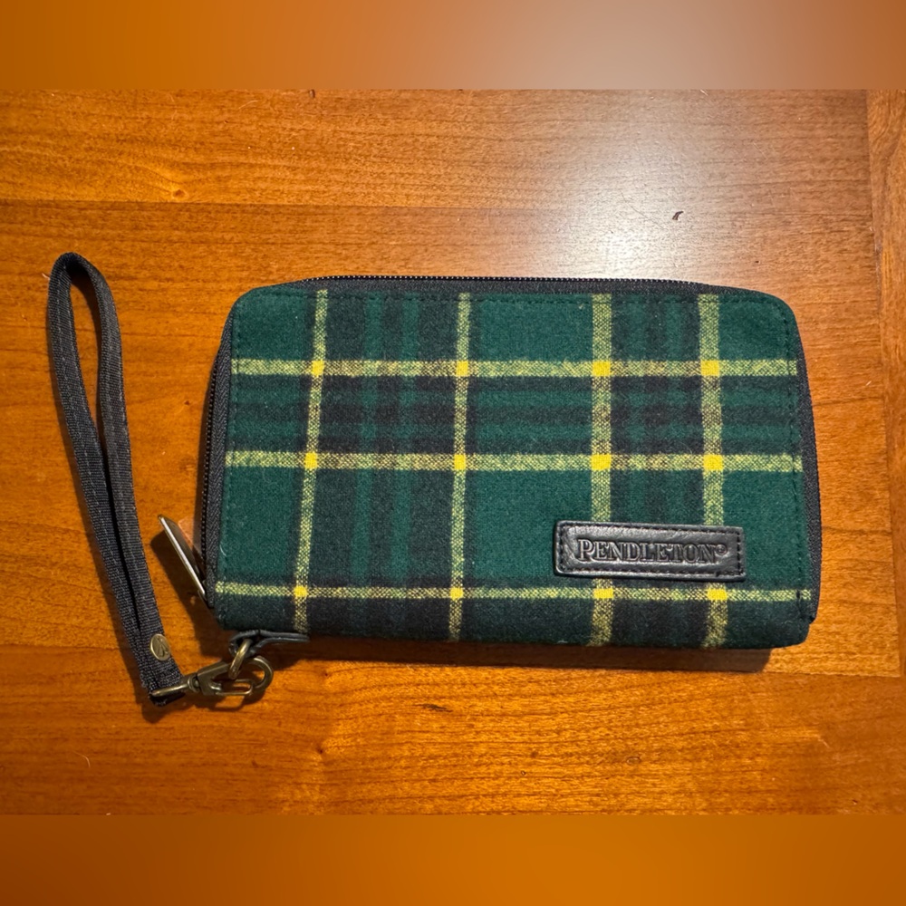 Pendleton Tartan Plaid Wristlet in Green and Yellow